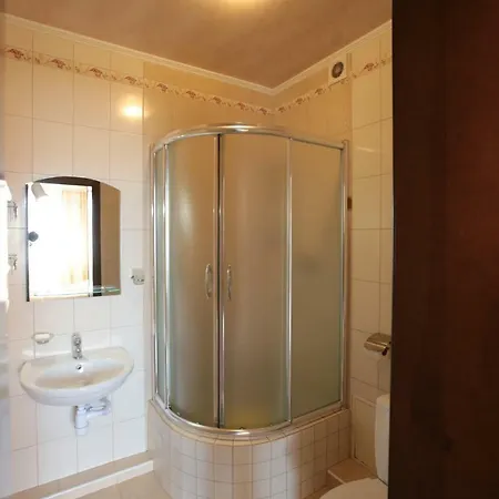 Guest house в центрі трускавця
